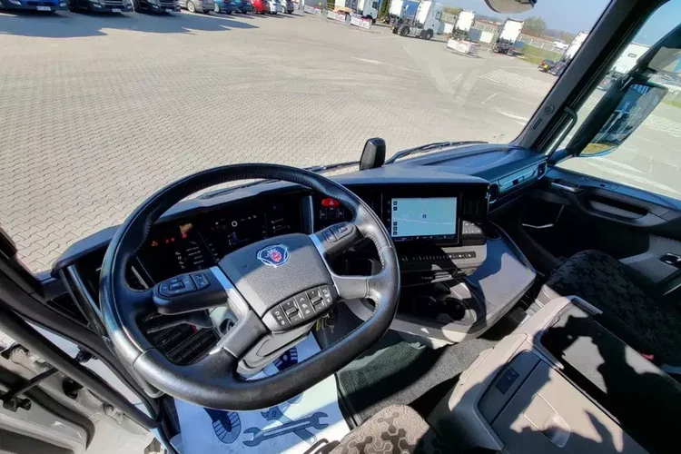 Scania S 460 A4x2EB Mega zdjęcie 17