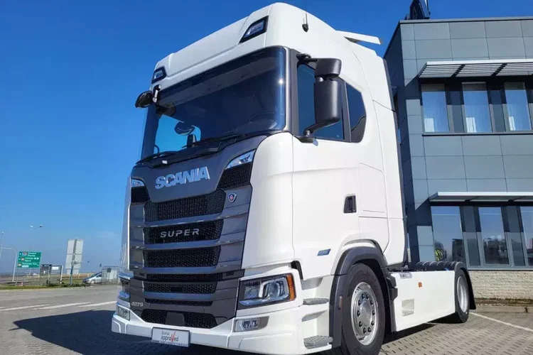 Scania S 460 A4x2EB Mega zdjęcie 1