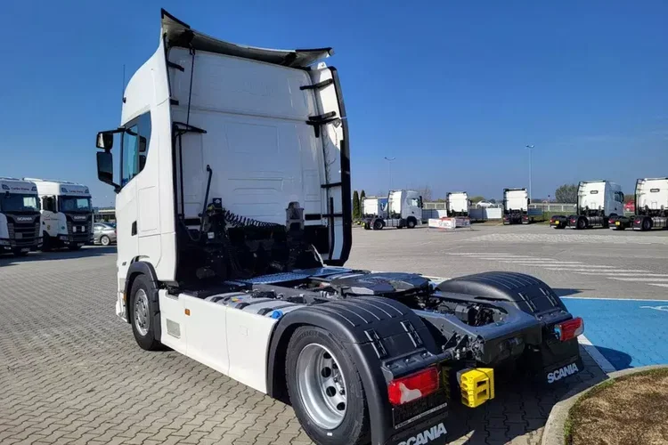 Scania S 460 A4x2EB Mega zdjęcie 5