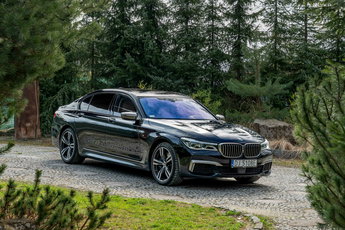BMW M760 Li xDrive 609 KM / Ostatnie w historii BMW z V12 / Salon PL / FV