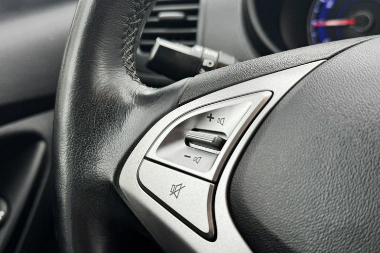 Hyundai ix20 1.6 125KM Automat Podgrz. fotele 55 tys. przebiegu zdjęcie 23