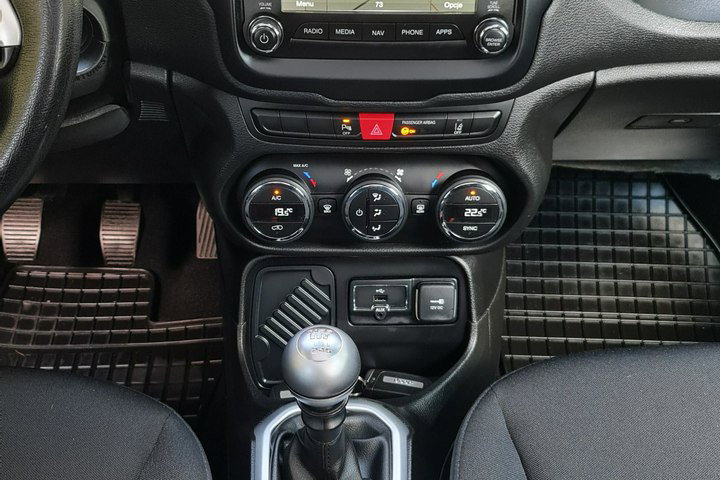 Jeep Renegade 1.4T 140KM # Navi # Panorama # KeyLess # Parktronic # Super Stan zdjęcie 21