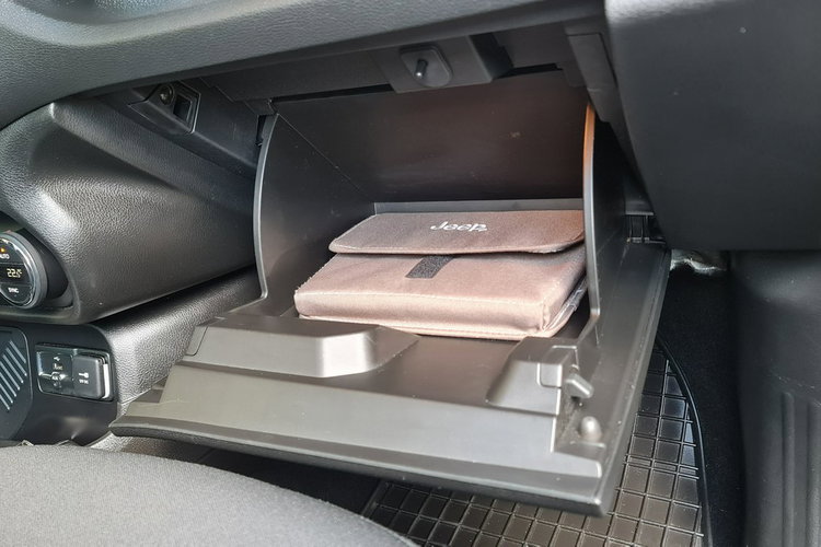 Jeep Renegade 1.4T 140KM # Navi # Panorama # KeyLess # Parktronic # Super Stan zdjęcie 27