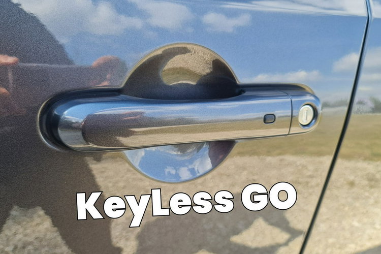 Jeep Renegade 1.4T 140KM # Navi # Panorama # KeyLess # Parktronic # Super Stan zdjęcie 39