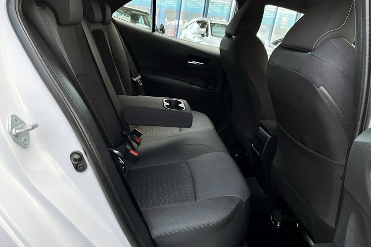 Toyota Corolla LED+NAVI+Kamera+ACC+2xKlimatronic GWARANCJA 1wł KRAJOWY Bezwypad. F23% 4x2 zdjęcie 10