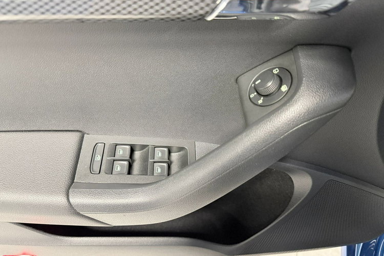 Skoda Octavia 2.0 TSI 220KM RS CHALLENGE RS Mode Black Pakiet Duża Navi CANTON zdjęcie 19