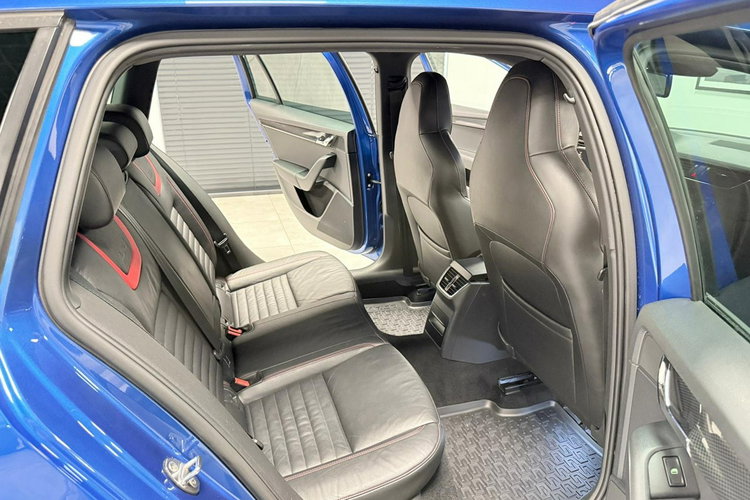 Skoda Octavia 2.0 TSI 220KM RS CHALLENGE RS Mode Black Pakiet Duża Navi CANTON zdjęcie 31