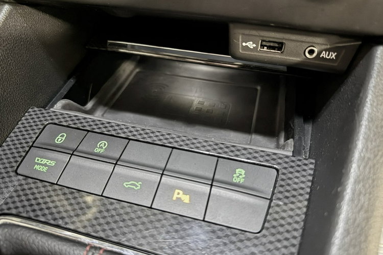 Skoda Octavia 2.0 TSI 220KM RS CHALLENGE RS Mode Black Pakiet Duża Navi CANTON zdjęcie 32