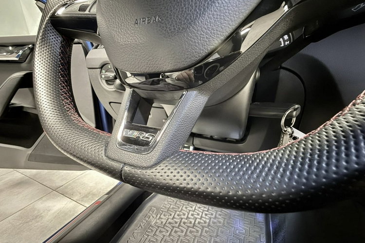 Skoda Octavia 2.0 TSI 220KM RS CHALLENGE RS Mode Black Pakiet Duża Navi CANTON zdjęcie 36