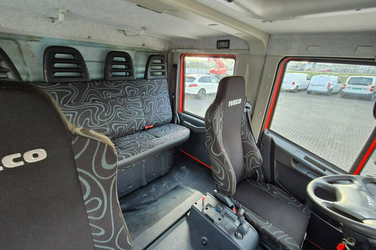EuroCargo ML120 EEV Iveco Euro Cargo ML 120 / DOPEL KABINA 6 OSÓB / RUCHOMA PODŁOGA zdjęcie 27