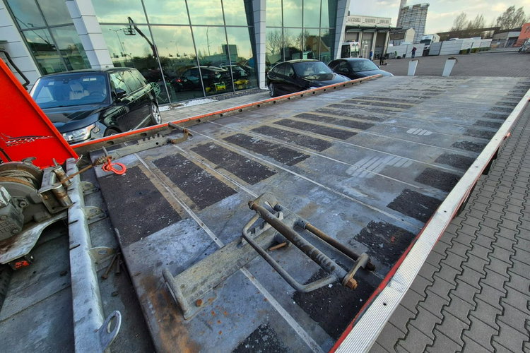 EuroCargo ML120 EEV Iveco Euro Cargo ML 120 / DOPEL KABINA 6 OSÓB / RUCHOMA PODŁOGA zdjęcie 44