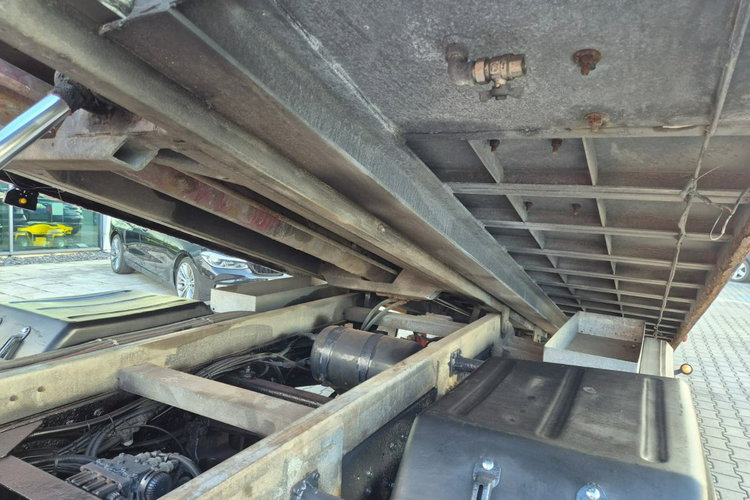 EuroCargo ML120 EEV Iveco Euro Cargo ML 120 / DOPEL KABINA 6 OSÓB / RUCHOMA PODŁOGA zdjęcie 56