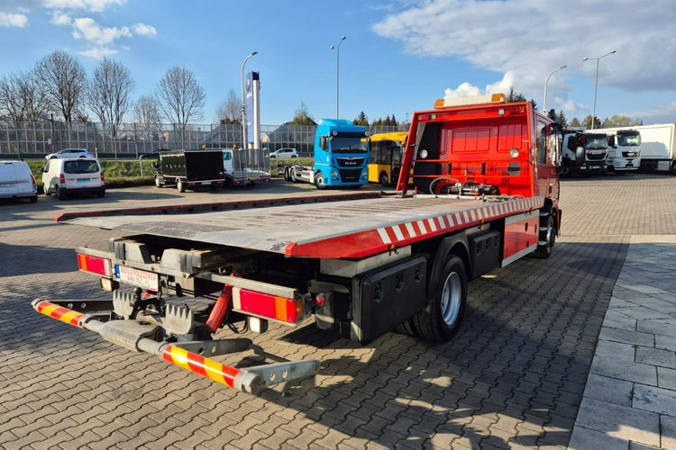 EuroCargo ML120 EEV Iveco Euro Cargo ML 120 / DOPEL KABINA 6 OSÓB / RUCHOMA PODŁOGA zdjęcie 7