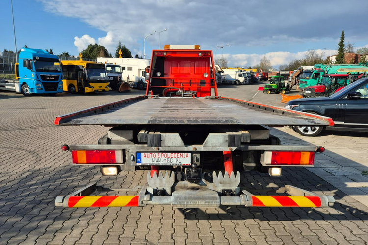 EuroCargo ML120 EEV Iveco Euro Cargo ML 120 / DOPEL KABINA 6 OSÓB / RUCHOMA PODŁOGA zdjęcie 9