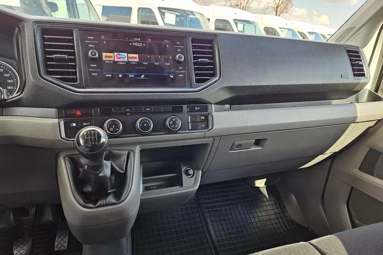 Volkswagen Crafter L4H2 94900zł NETTO Brygadówka 7 osób 2.0TDi/140KM zdjęcie 24