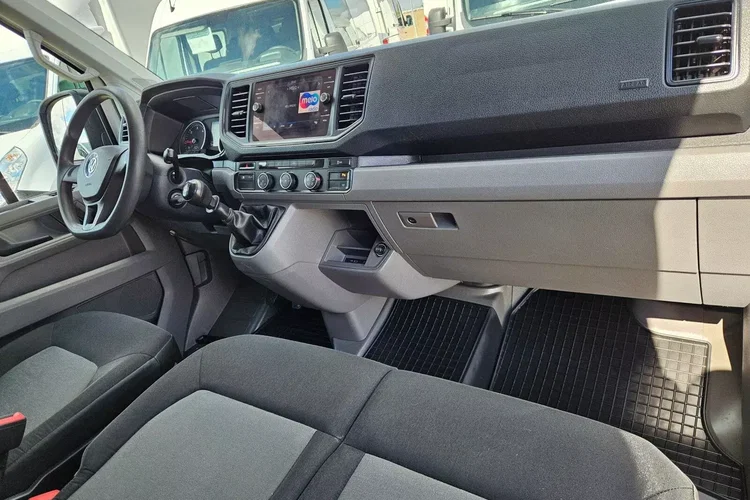 Volkswagen Crafter L4H2 94900zł NETTO Brygadówka 7 osób 2.0TDi/140KM zdjęcie 30