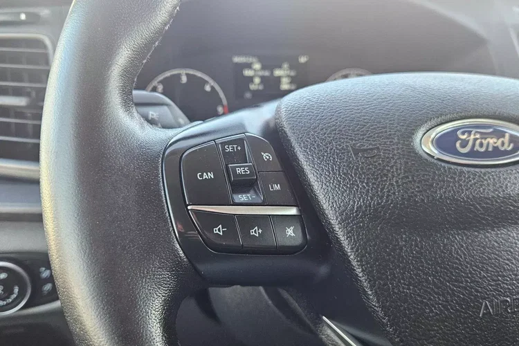 Ford transit L4H3 79999zł NETTO Brygadówka 6 osób 2.0TdCi/131KM zdjęcie 23