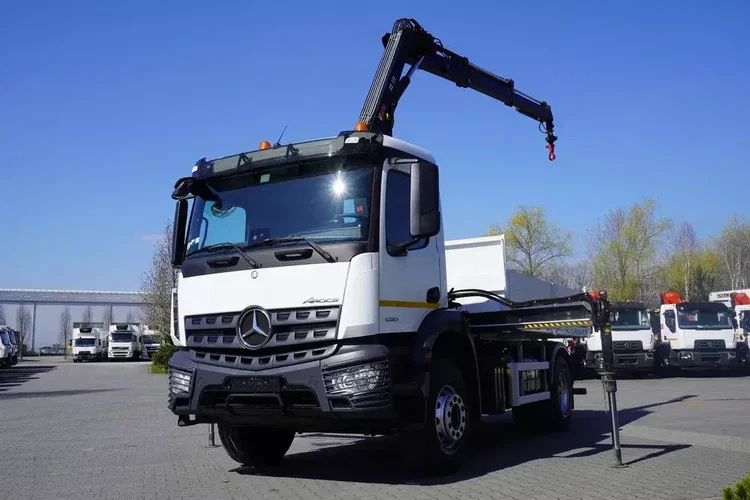 Mercedes Arocs 1830 / 90 tys. km / HIAB 111 B-2 HIDUO zdjęcie 11