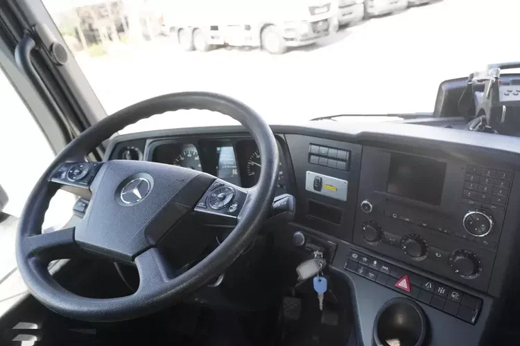Mercedes Arocs 1830 / 90 tys. km / HIAB 111 B-2 HIDUO zdjęcie 25