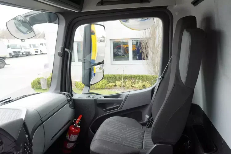 Mercedes Actros 1833 / Firanka 18 EPAL / 200 tys. km zdjęcie 11