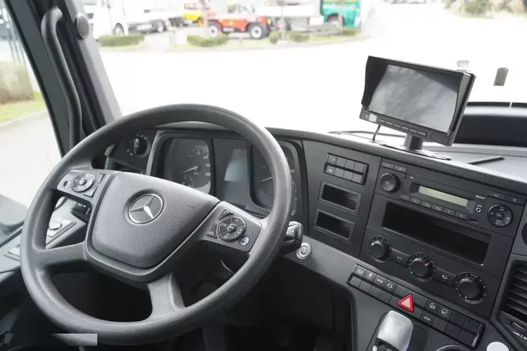 Mercedes Actros 1833 / Firanka 18 EPAL / 200 tys. km zdjęcie 16