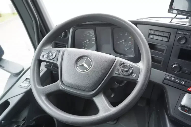 Mercedes Actros 1833 / Firanka 18 EPAL / 200 tys. km zdjęcie 17