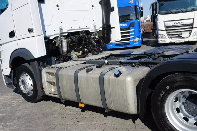 MERCEDES / ACTROS L / 1848 / EURO 6 / MP 5 / GIGA SPACE zdjęcie 11