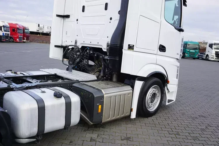 Mercedes ACTROS / 1851 / E 6 / MP 5 / ACC / MEGA / LOW DECK / RETARDER / BIG SPACE zdjęcie 36