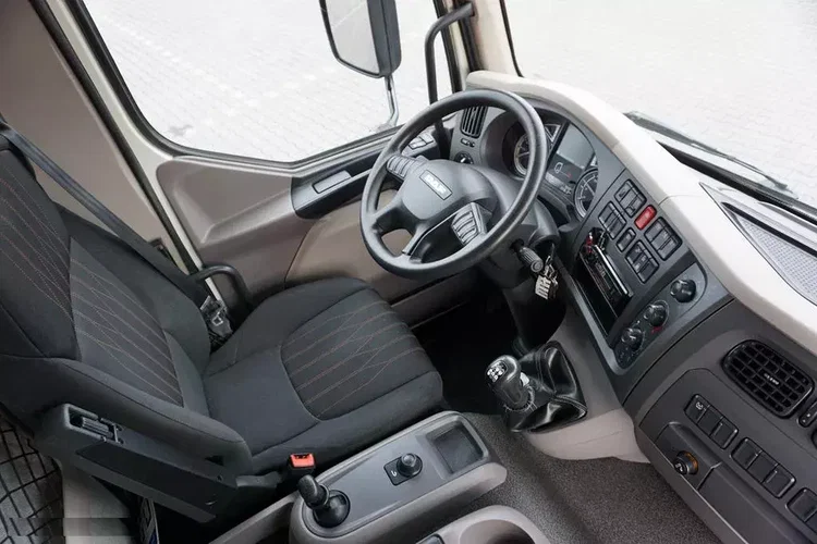 DAF / LF / 320 / ACC / E 6 / BURTOWY / 24 PALETY / ŁAD. 11 720 KG / DŁ. 9.7 M zdjęcie 13