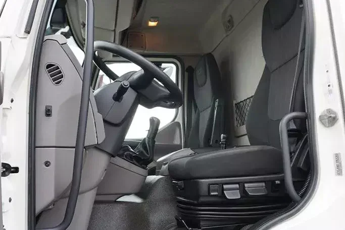 DAF / LF / 320 / ACC / E 6 / BURTOWY / 24 PALETY / ŁAD. 11 720 KG / DŁ. 9.7 M zdjęcie 7