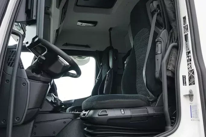 Mercedes ACTROS / 1830 / E 6 / MP 5 / KONTENER + WINDA / 16 PALET zdjęcie 7