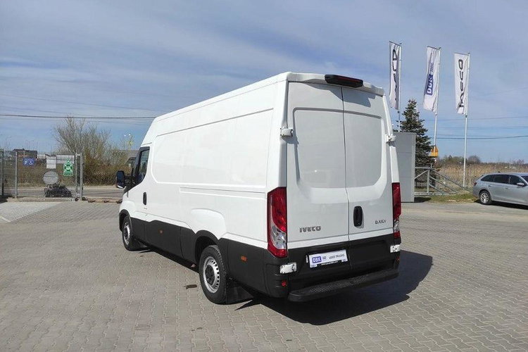 IVECO DAILY 35S16 zdjęcie 4