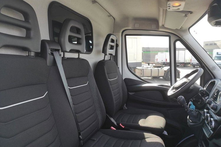 IVECO DAILY 35S16 zdjęcie 8