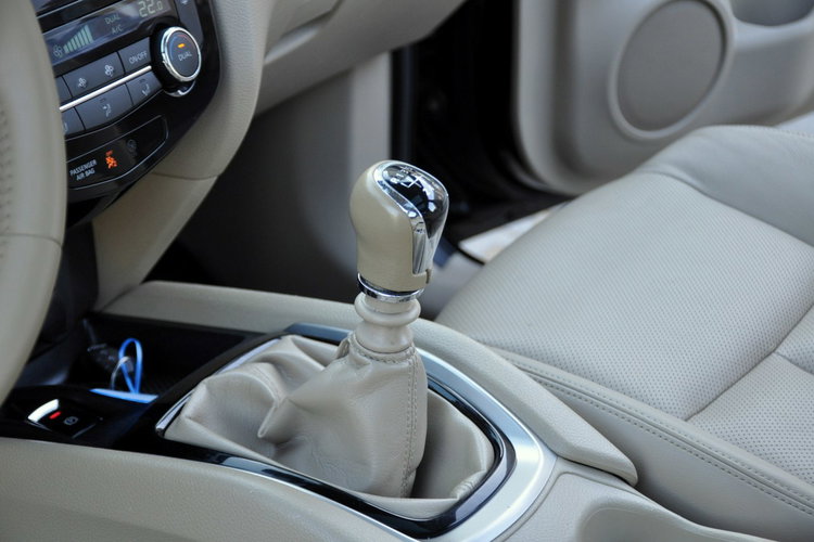 Nissan X-Trail 1.6dCi(130KM) 4x4 Xenon Led Navi Kamera Skóry Panorama BLS Alu19"FULL zdjęcie 35