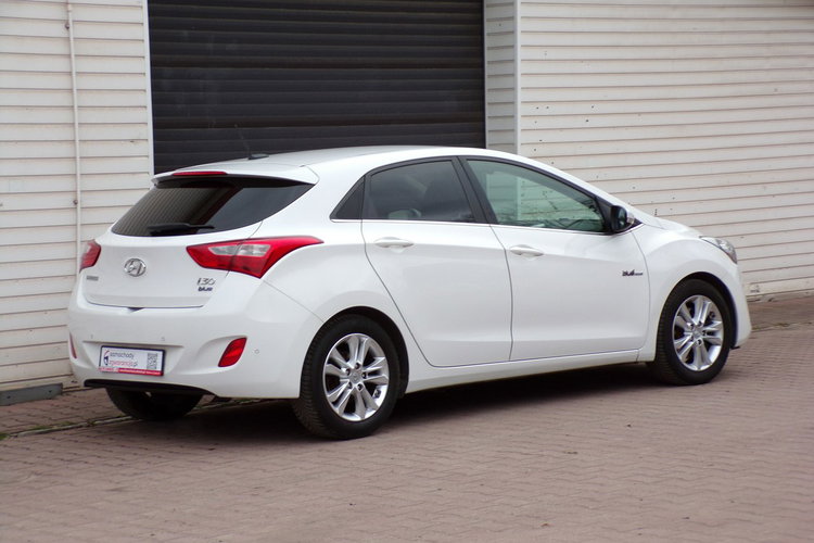 Hyundai i30 Kamera /Led /NAVI /Klimatronic /1.6 /135KM /2015 zdjęcie 5