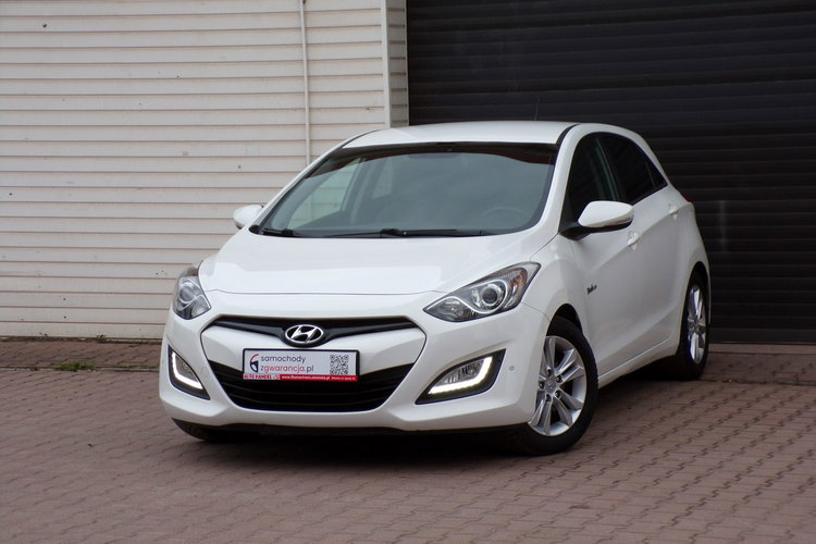 Hyundai i30 Kamera /Led /NAVI /Klimatronic /1.6 /135KM /2015 zdjęcie 7