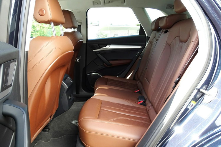 Q5 Audi Q5 2.0 Tdi # Manual #Skóra # Navi # zdjęcie 10
