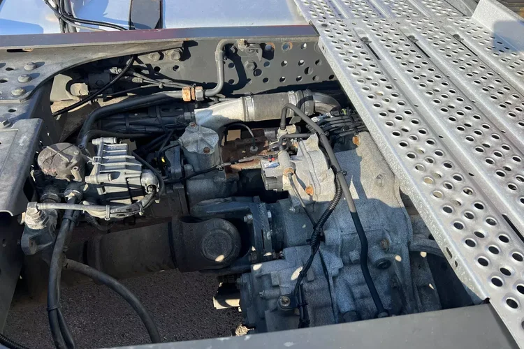 Mercedes ACTROS MP5 pokontraktowy zdjęcie 24