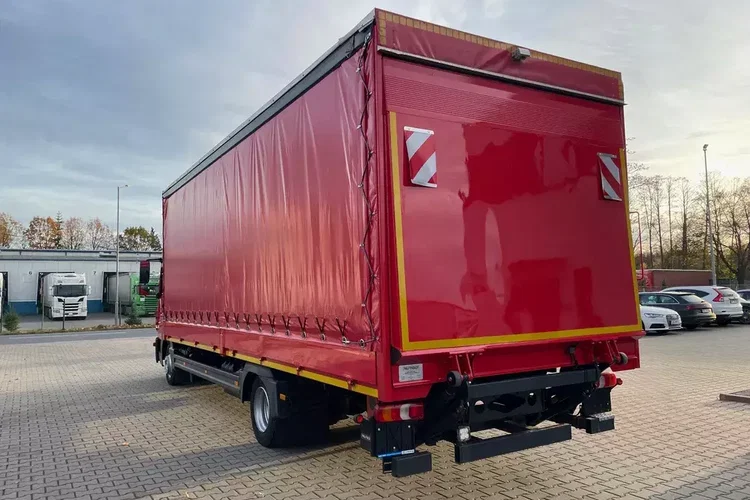 Mercedes ATEGO 818, Klima, webasto, 17 euro palet zdjęcie 8