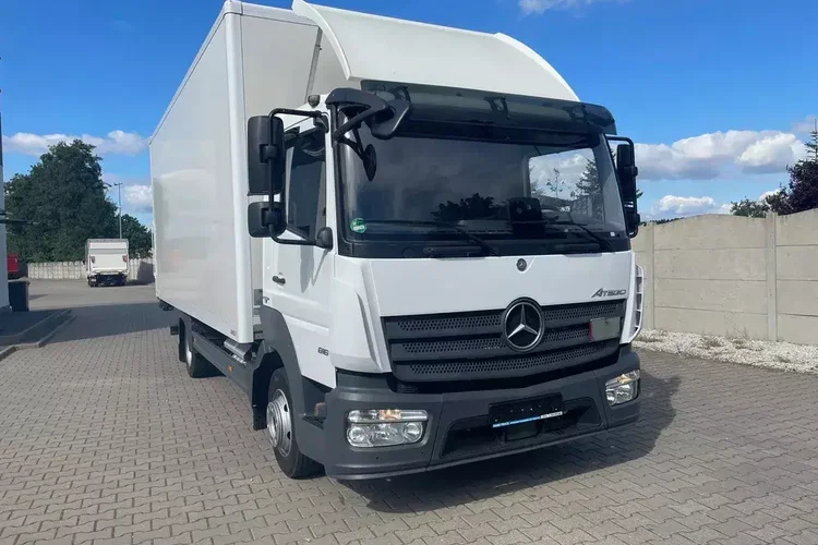 Mercedes ATEGO 818 , ładowność 3.2 tony zdjęcie 3