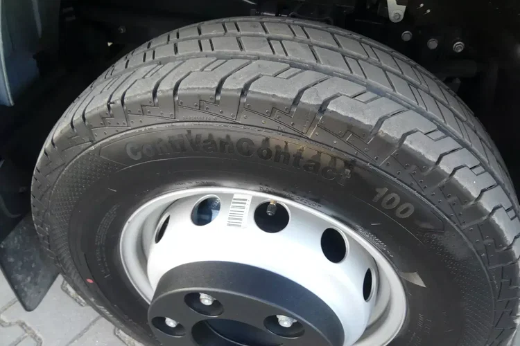 Iveco DAILY 70C18 / SKRZYNIA / FABRYCZNIE NOWE / NA PODUSZKACH / zdjęcie 13