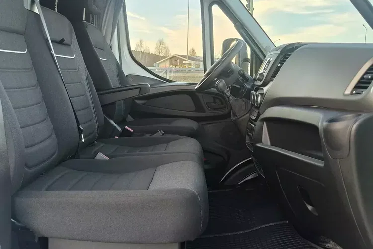Iveco DAILY 70C18 / SKRZYNIA / FABRYCZNIE NOWE / NA PODUSZKACH / zdjęcie 25