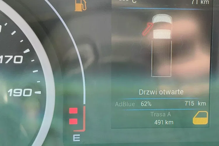 Iveco DAILY 70C18 / SKRZYNIA / FABRYCZNIE NOWE / NA PODUSZKACH / zdjęcie 34