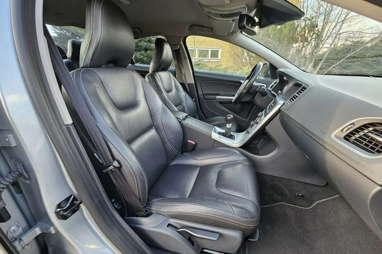 Volvo S60 R-Design Bogate Wyposażenie Pełna Historia Serwisowa Nowe Wtryski zdjęcie 10