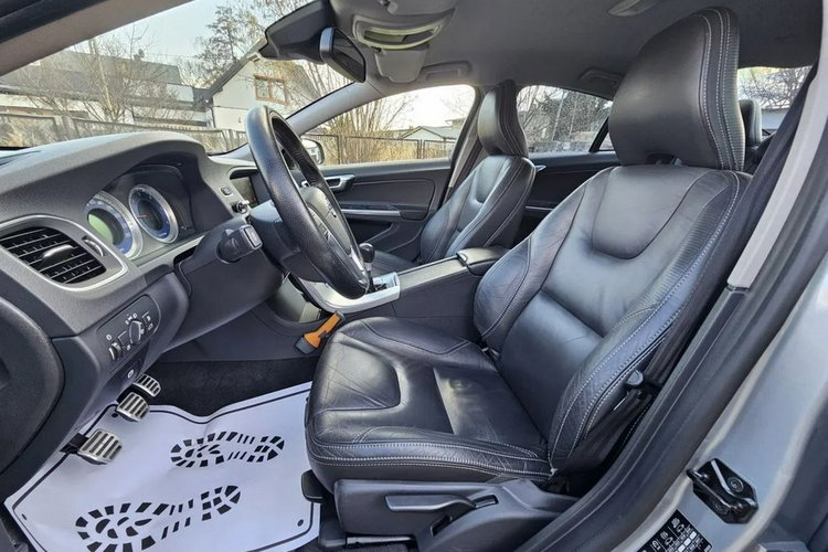 Volvo S60 R-Design Bogate Wyposażenie Pełna Historia Serwisowa Nowe Wtryski zdjęcie 14