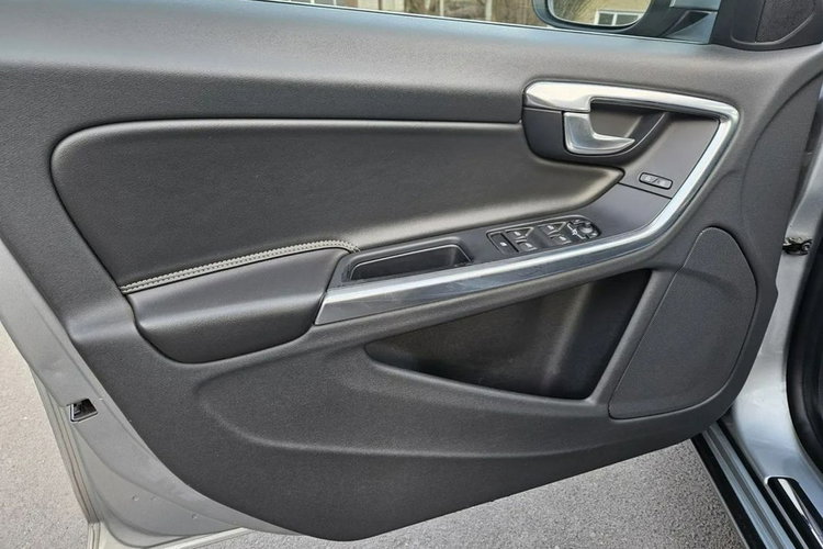 Volvo S60 R-Design Bogate Wyposażenie Pełna Historia Serwisowa Nowe Wtryski zdjęcie 15