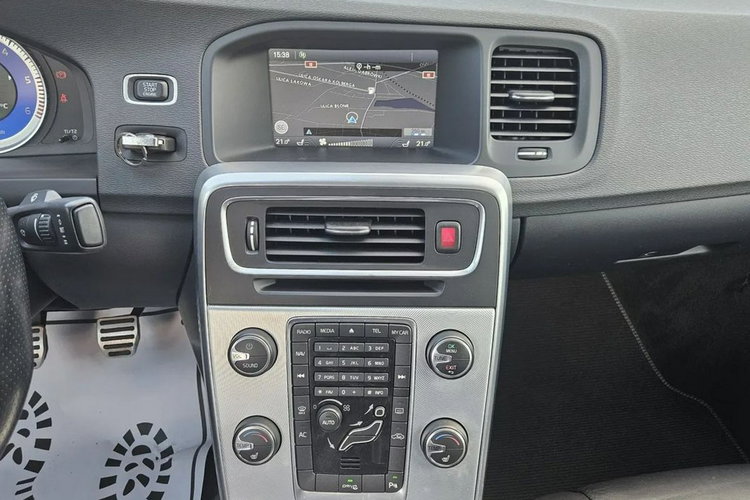 Volvo S60 R-Design Bogate Wyposażenie Pełna Historia Serwisowa Nowe Wtryski zdjęcie 16