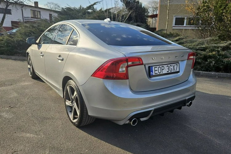 Volvo S60 R-Design Bogate Wyposażenie Pełna Historia Serwisowa Nowe Wtryski zdjęcie 5