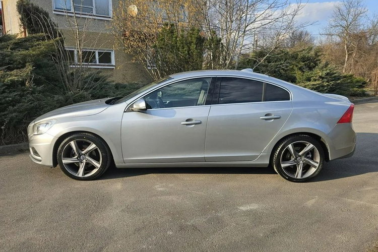 Volvo S60 R-Design Bogate Wyposażenie Pełna Historia Serwisowa Nowe Wtryski zdjęcie 6