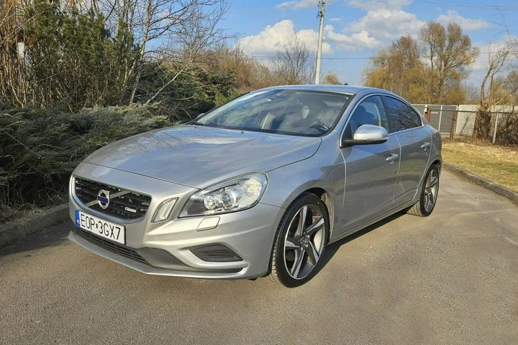 Volvo S60 R-Design Bogate Wyposażenie Pełna Historia Serwisowa Nowe Wtryski zdjęcie 7